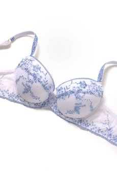 画像10: 在庫限り｜75Eサイズ｜SANSA-white-blue-B214 | 3/4カップ・ワイヤーブラ・グラマー向け・すっぴん美乳ブラ｜ ewabien エヴァビアン| 輸入下着・高級ランジェリー (10)