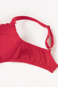 画像13: 【50%OFF】AISHA-red-B214 | グラマー向けすっぴん美乳ブラ・ストラップ太め・バストサロン推奨・プランジブラ・B〜Hカップ・レッド | ewabien エヴァビアン【サイズ交換NG】輸入下着・高級ランジェリー (再入荷なし) (13)