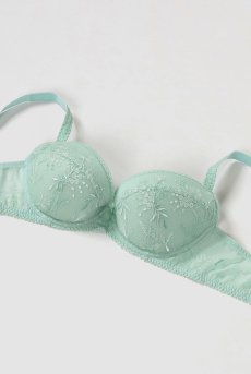 画像10: サイズ限定｜75B.75D【50%OFF】NADEEN-mint-B214 | グラマー向けすっぴん美乳ブラ・ストラップ太め・バストサロン推奨・プランジブラ・B〜Hカップ・ミント・ライトグリーン | ewabien エヴァビアン| 輸入下着・高級ランジェリー  (10)