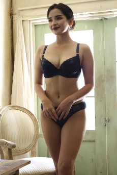 画像7: BONITA navy blue B214 | グラマー向けすっぴん美乳ブラ・ストラップ太め・バストサロン推奨・プランジブラ・B〜Hカップ・ネイビーブルー | ewabien エヴァビアン| 輸入下着・高級ランジェリー  (7)