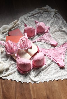 画像16: FIORA pink B161 | フルカップ・パッドなし・ワイヤーブラ・一枚レース・大きいサイズ・ピンク | ewabien エヴァビアン| 輸入下着・高級ランジェリー  (16)