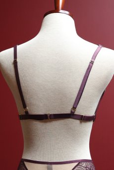 画像13: MARIBEL cherry-HN |ボディハーネス・バイオレット | ewabien エヴァビアン【サイズ交換NG・メール便対象】輸入下着・高級ランジェリー  (13)