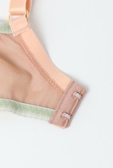 画像11: TRINI beige B161 | フルカップブラ・パッドなし・ワイヤーブラ・一枚レース・大きいサイズ・ベージュ | ewabien エヴァビアン【サイズ交換OK・メール便対象】 輸入下着・高級ランジェリー  (11)