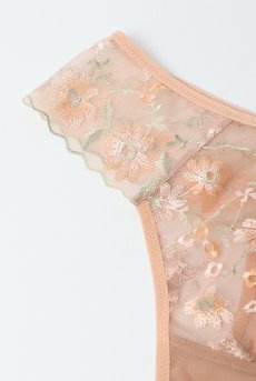 画像10: TRINI beige C200 |タンガ・Tバック・ベージュ  | ewabien エヴァビアン【サイズ交換NG・メール便対象】輸入下着・高級ランジェリー  (10)