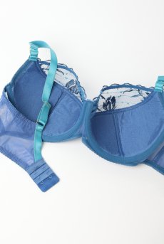 画像10: NURIA blue B150 | フルカップブラ・透けないタイプ・セミソフト・大きいサイズ・ブルー| ewabien エヴァビアン【サイズ交換OK】 輸入下着・高級ランジェリー  (10)