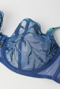 画像9: NURIA blue B139 | 一枚レースブラ・パッドなし・大きいサイズ・グラマーさん向け・・ワイヤーブラ・ブルー | ewabien エヴァビアン【サイズ交換OK・メール便対象】 輸入下着・高級ランジェリー  (9)