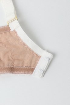 画像12: LAILA beige B161 | フルカップブラ・パッドなし・ワイヤーブラ・一枚レース・大きいサイズ・ベージュ | ewabien エヴァビアン【サイズ交換OK・メール便対象】 輸入下着・高級ランジェリー  (12)