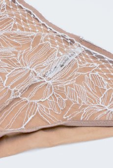画像14: SOFIA beige C322 |ブラジリアンタンガ・ベージュ  | ewabien エヴァビアン【サイズ交換NG・メール便対象】輸入下着・高級ランジェリー  (14)