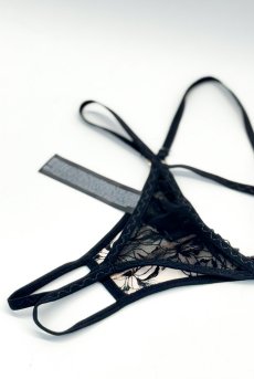 画像10: Vila Blanes crl thong |クロッチレスタンガ(シースルー・ボタニカル刺繍・ブラック×ベージュ) | Exquisite 高級ランジェリー【即日発送・サイズ交換NG・メール便対象】輸入下着・ランジェリー   (10)