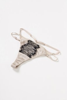 画像5: Tanga | Onde a l'Aube | タンガ・Tバックショーツ・サテン生地・レース・ベージュ | Kiff キッフ 【サイズ交換NG・クーポン割引対象外・メール便対象】  日本製   (5)