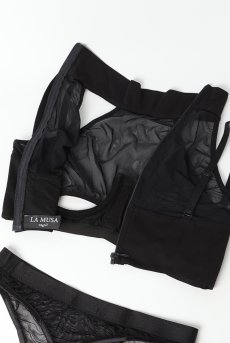 画像9: 【サンプル特別価格】Reflection|ワイヤー入りブラジャー&ショーツセット・ホルターネック・シースルー・後ろファスナータイプ・ストラップ付|ギフトBOX入り|未発表モデル・サンプル・見本品|LA MUSA ラミューザ【即日発送・サイズ交換NG】輸入下着・ 高級ランジェリー   (9)