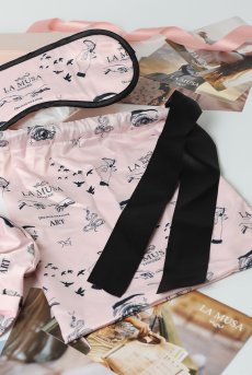 画像6: 【サンプル特別価格】Art Tattoo Travel Set|トラベル4点セット・アイマスク・シュシュ・マスク・巾着ポーチ|ギフトBOX入り|LA MUSAアイコンプリント・未発表モデル・サンプル・見本品|LA MUSA ラミューザ【即日発送・サイズ交換NG】輸入下着・ 高級ランジェリー   (6)