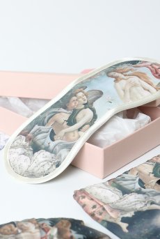 画像5: 【サンプル特別価格】Venus Travel Set|トラベル4点セット・アイマスク・シュシュ・マスク・巾着ポーチ|ギフトBOX入り|ヴィーナスモチーフ・未発表モデル・サンプル・見本品|LA MUSA ラミューザ【即日発送・サイズ交換NG】輸入下着・ 高級ランジェリー   (5)