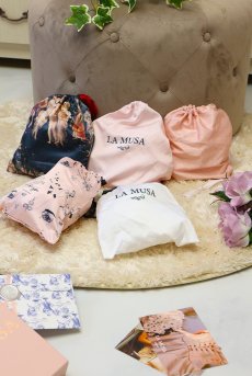 画像5: 【サンプル特別価格】Rose Muse Lingerie Pouch|ランジェリーポーチ・巾着|ギフトBOX入り|LA MUSAアイコンプリント・未発表モデル・サンプル・見本品|LA MUSA ラミューザ【即日発送・サイズ交換NG】輸入下着・ 高級ランジェリー   (5)