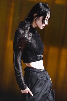 画像24: 【50%OFF】アウトレットSALE｜M｜Mystery  | ブラレット＆ショーツ＆ガーターベルトセット・ノンパテッドブラ・ブラック・シースルー・ホルターネック・シルク混サテン | LA MUSA ラミューザ【サイズ交換NG・クーポン適用対象外】ラミューザ LA MUSA 輸入下着・ 高級ランジェリー  （在庫限り） (24)