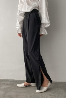 画像2: Desir Side Slit Pants BK | ボトムス・スリットパンツ・ブラック | Lilose リローズ【サイズ交換NG】   日本製   (2)