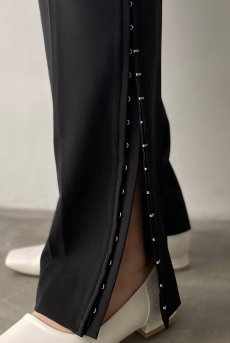 画像11: Desir Side Slit Pants BK | ボトムス・スリットパンツ・ブラック | Lilose リローズ【サイズ交換NG】   日本製   (11)