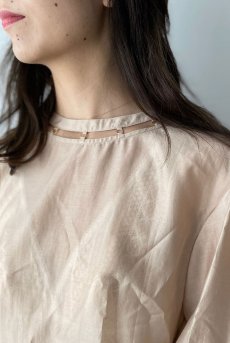 画像12: 【30%OFF】Desir See through Blous BG |トップス・ブラウス・ベージュ | Lilose リローズ【サイズ交換NG・クーポン割引対象外】  日本製   (12)