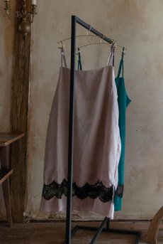 画像14: Cedar Satin Camisole BG | スリップ・キャミソール・ベージュ | Lilose リローズ【サイズ交換NG】   日本製   (14)