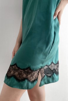 画像4: Cedar Satin Camisole GR  | スリップ・キャミソール・ディープグリーン | Lilose リローズ【サイズ交換NG】   日本製   (4)