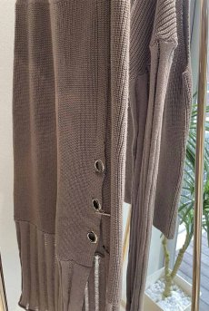 画像12: Gambit Slit Knit Skirt |ロングスカート・ニット・グレージュ | Lilose リローズ【送料無料・サイズ交換NG】   日本製   (12)