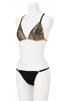 画像1: 在庫限り｜Lace Weekend Set Black High  | ノンワイヤーブラ＆ショーツセット・フロントホック・Tバック・ブラック・クロコダイル柄・ポーチ付き | maimia マイミア【サイズ交換NG・クーポン割引対象外】 日本製・高級ランジェリー   (1)