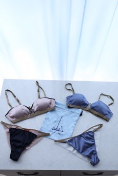 画像6: Lace Driving Set COMPLICE| ノンワイヤーブラ＆ショーツセット・ダークネイビー×ベージュ・ポーチ付き | maimia マイミア【サイズ交換NG・クーポン割引対象外】 日本製・高級ランジェリー   (6)