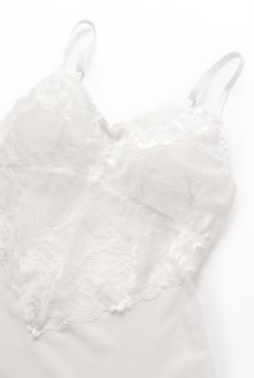 画像20: 【先行予約 10％OFF】Eirene babydoll robe set｜ベビードール＆ガウン＆Tバック（純白レース・3点セット）｜Muse Line｜インポートSexyランジェリー【即日発送・サイズ交換NG・メール便対象】輸入下着・ランジェリー   (20)