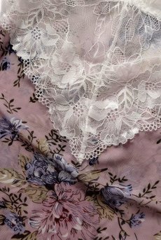 画像25: 【先行予約 10％OFF】Nysa babydoll robe set｜ベビードール＆ガウン＆Tバック（パープル・花柄レース・3点セット）｜Muse Line｜インポートSexyランジェリー【即日発送・サイズ交換NG・メール便対象】輸入下着・ランジェリー   (25)