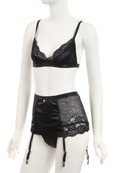 画像11: Blanita 3pcs set | ブラ＆ガーターベルト＆タンガ3点セット・Tバック・ブラック   | 高級Sexyランジェリー Obsessive【送料無料・即日発送・サイズ交換NG】輸入下着・ランジェリー  （再入荷なし） (11)