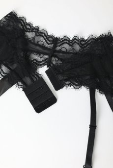 画像12: Medilla garter belt | ガーターベルト（シースルー・レース・ブラック)  | Obsessive 高級Sexyランジェリー 【即日発送・サイズ交換NG】※メール便対象※輸入下着・ランジェリー   (12)