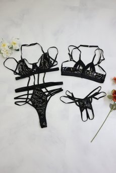 画像23: Keira Lise 2-pcs crotchless set｜ブラ＆クロッチレスタンガ2点セット（ワイヤーなし・オープンバスト・ボンテージ・フェイクレザー・ダブルストラップ・ブラック） | Obsessive 高級Sexyランジェリー【即日発送・サイズ交換NG・メール便対象】輸入下着・ランジェリー   (23)