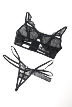 画像12: Premisis Black 3-pcs crotchless set｜ブラ＆チョーカー付きガーターベルト＆クロッチレスタンガ3点セット（ワイヤーあり・シースルー・ブラック） | Obsessive 高級Sexyランジェリー【即日発送・サイズ交換NG・メール便対象】輸入下着・ランジェリー   (12)