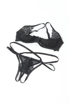 画像10: Donarella 3-pcs crotchless set｜ブラ＆クロッチレスタンガ＆チョーカー3点セット（ワイヤーあり・オープンバスト・レース・ダブルストラップ・ブラック） | Obsessive 高級Sexyランジェリー【即日発送・サイズ交換NG・メール便対象】輸入下着・ランジェリー   (10)