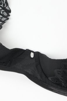 画像13: Donarella 3-pcs crotchless set｜ブラ＆クロッチレスタンガ＆チョーカー3点セット（ワイヤーあり・オープンバスト・レース・ダブルストラップ・ブラック） | Obsessive 高級Sexyランジェリー【即日発送・サイズ交換NG・メール便対象】輸入下着・ランジェリー   (13)