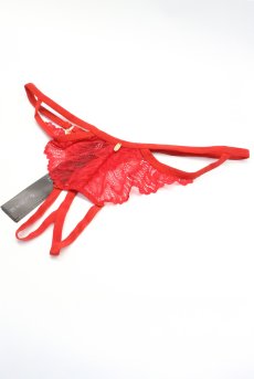 画像18: 【先行予約】5％OFF｜Matildea 2-pcs crotchless set｜ブラ＆クロッチレスタンガ2点セット（ワイヤーあり・オープンクロッチ・レッド） | Obsessive 高級Sexyランジェリー【サイズ交換NG・メール便対象】輸入下着・ランジェリー   (18)