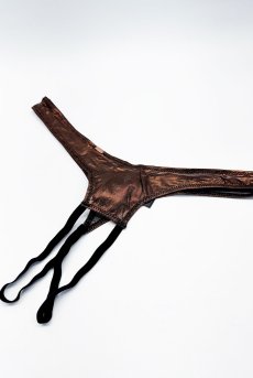 画像16: 先行予約 5％OFF｜Soranna top & crotchless thong｜ブラ＆クロッチレスタンガ2点セット（ワイヤーあり・オープンクロッチ・ブロンズゴールド） | Obsessive 高級Sexyランジェリー【サイズ交換NG・メール便対象】輸入下着・ランジェリー   (16)