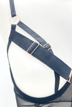 画像25: Euridia corset| ガーターベルト付きコルセット＆タンガ2点セット（ワイヤーあり・ブラック）   | 高級Sexyランジェリー Obsessive【即日発送・サイズ交換NG・メール便対象】輸入下着・ランジェリー   (25)