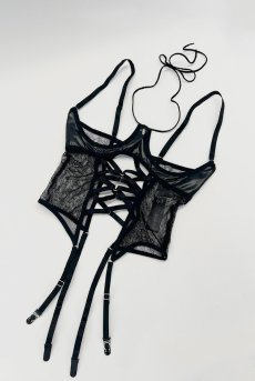 画像12: Dominna corset| ガーターベルト付きコルセット＆クロッチレスタンガ2点セット（ワイヤーあり・ボンテージ・フェイクレザー・ブラック）   | 高級Sexyランジェリー Obsessive【即日発送・サイズ交換NG・メール便対象】輸入下着・ランジェリー   (12)