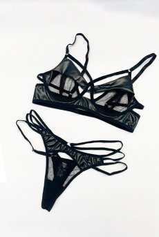 画像14: Dominna 2-pcs set｜ブラ＆タンガ2点セット（ワイヤーあり・ボンテージ・フェイクレザー・ブラック） | Obsessive 高級Sexyランジェリー【即日発送・サイズ交換NG・メール便対象】輸入下着・ランジェリー   (14)