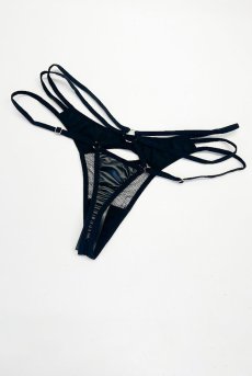 画像22: Dominna 2-pcs set｜ブラ＆タンガ2点セット（ワイヤーあり・ボンテージ・フェイクレザー・ブラック） | Obsessive 高級Sexyランジェリー【即日発送・サイズ交換NG・メール便対象】輸入下着・ランジェリー   (22)