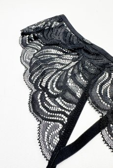 画像7: Divienne crotchless thong |クロッチレスタンガ（オープンクロッチ・シースルー・ブラック） | Obsessive 高級Sexyランジェリー【即日発送・サイズ交換NG・メール便対象】輸入下着・ランジェリー   (7)