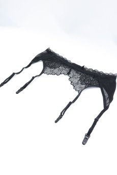 画像20: Deina More 3-pcs set｜ブラ＆タンガ＆ガータベルト3点セット（ワイヤーあり・シースルー・ブラック） | Obsessive 高級Sexyランジェリー【即日発送・サイズ交換NG・メール便対象】輸入下着・ランジェリー   (20)