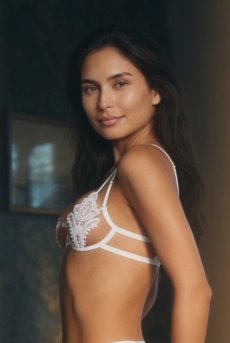 画像2: Luise Sublim 2-pcs WH｜ブラ＆クロッチレスタンガ2点セット（ワイヤーあり・オープンクロッチ・ホワイト） | Obsessive 高級Sexyランジェリー【即日発送・サイズ交換NG・メール便対象】輸入下着・ランジェリー   (2)