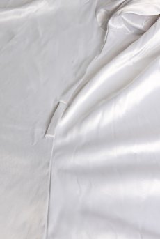 画像16: Weddya peniuar  |ガウン（ストレッチサテン×レース・白） | Obsessive 高級Sexyランジェリー【即日発送・サイズ交換NG・メール便対象】輸入下着・ランジェリー   (16)