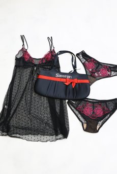 画像5: 数量限定｜PERFECT-Xmas-set-B｜X'masコフレ｜手提げバッグ＆華やぎランジェリーセット｜ベビードール＆ショーツ2種類入り｜ブラック・ローズ刺繍｜ Sawren サブレン【即日発送】輸入下着・高級ランジェリー(再入荷なし) (5)