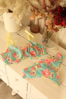 画像2: FLOWERBOMB soft set B｜ブラ＆ショーツセット｜一枚レース・パッドなし・ノーマルショーツ｜Sawren サブレン【即日発送・ショーツのサイズ交換NG】輸入下着・高級ランジェリー (在庫限り) (2)