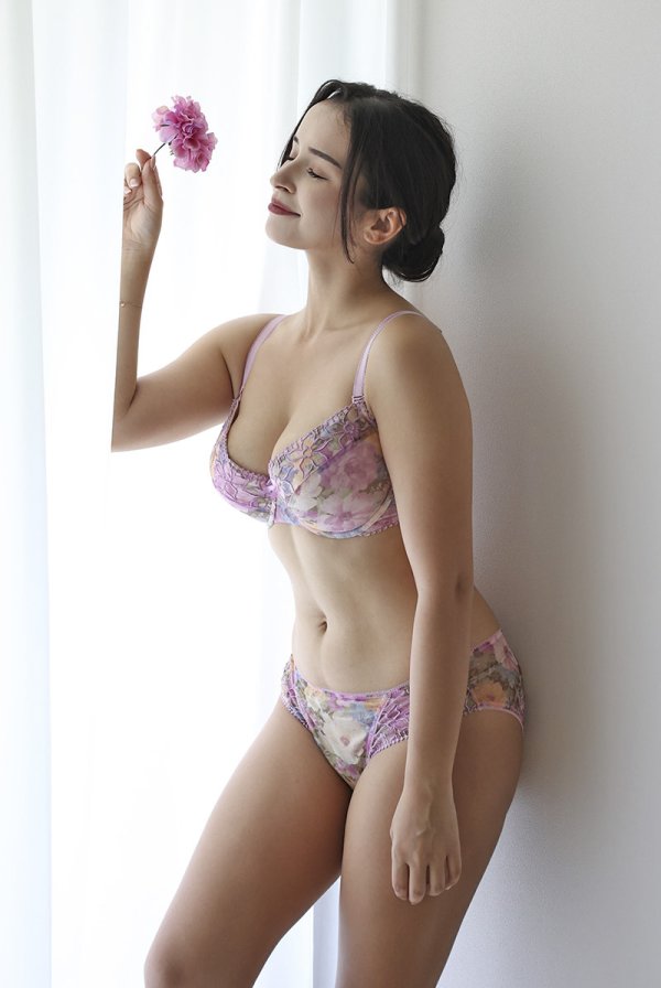 LAVENDER push | 雑誌『anan』掲載アイテム・3/4カップ・ワイヤーブラ