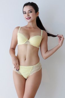 画像2: AMARELO push  | 3/4カップ・ワイヤーブラ・すっぴん美乳ブラ・イエロー | Sawren サブレン【即日発送・サイズ交換OK】輸入下着・高級ランジェリー  (2)