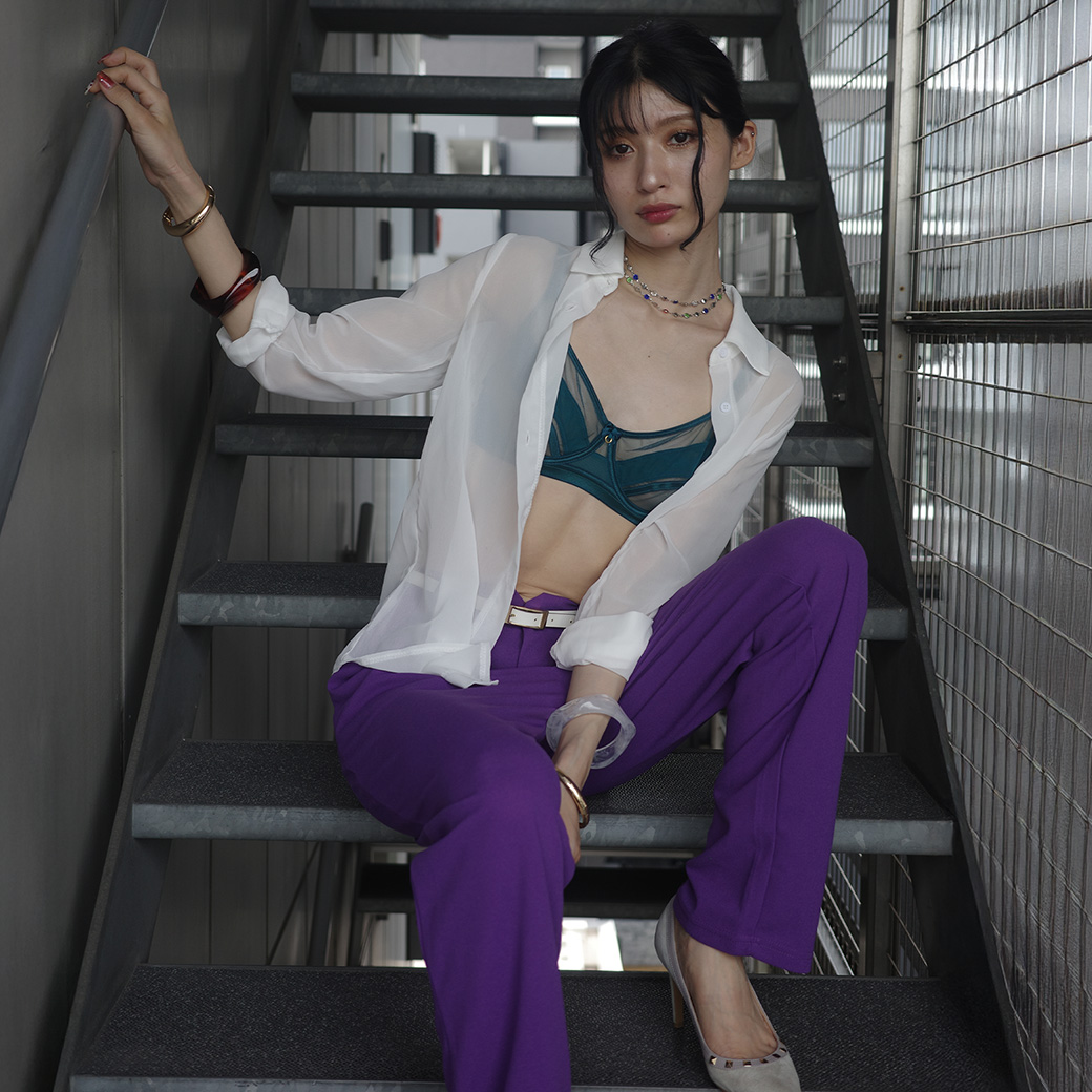 おしゃれ偏差値が上がる、深緑レイヤードの配色テク 
｜スタッフおすすめをクローゼットから！SPLASH